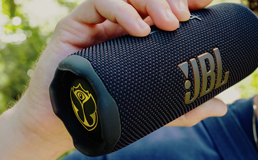 JBL Flip 7 Tomorrowland | Tragbarer wasserdichter und stoßfester